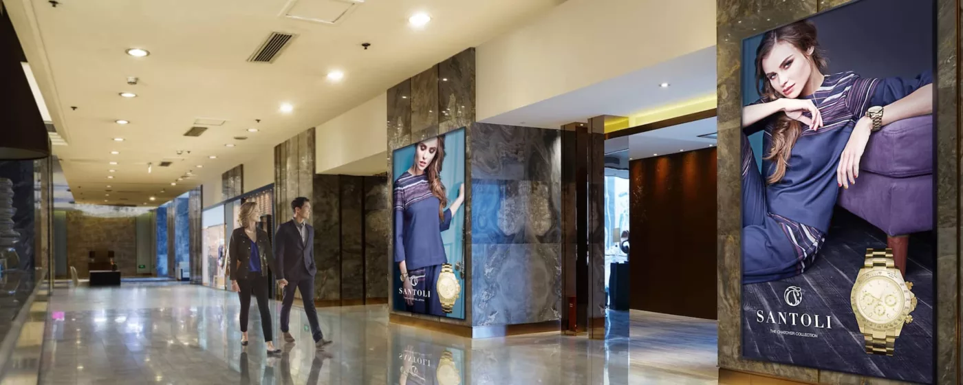 Digital Signage for Shopping Mall